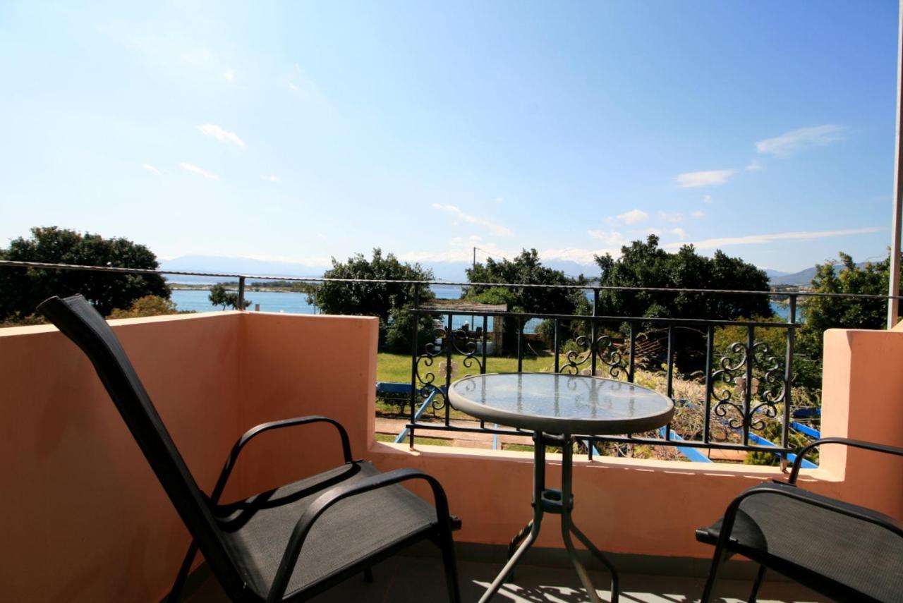 Seaside, Relaxing Family House With Playground! Villa Lavrys 4 Marathi  Esterno foto