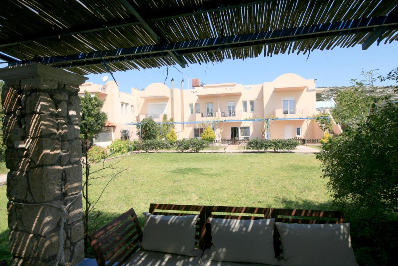 Seaside, Relaxing Family House With Playground! Villa Lavrys 4 Marathi  Esterno foto